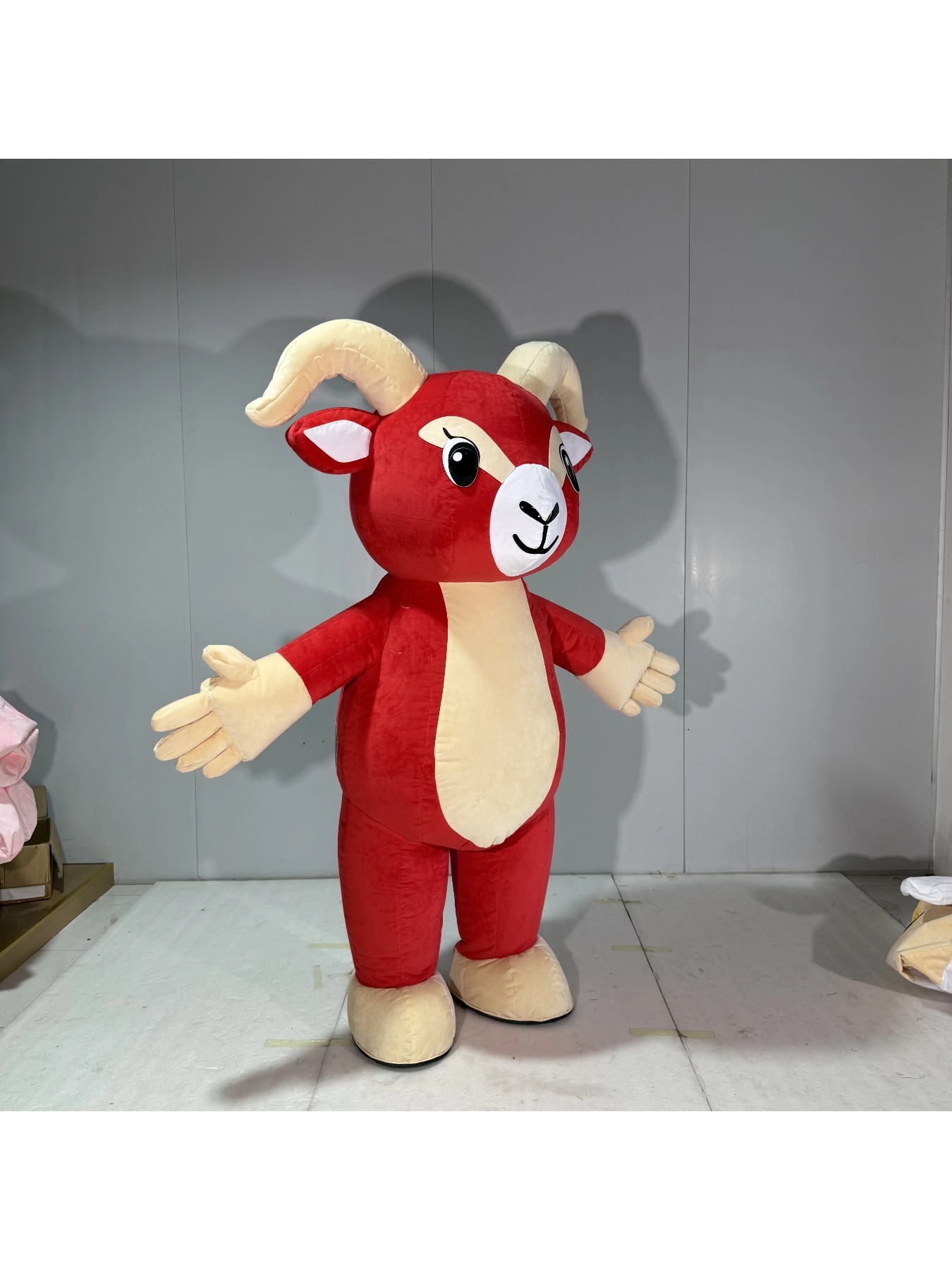 Inflatable Red Goat Mascot Cos - Chargers recension och pris